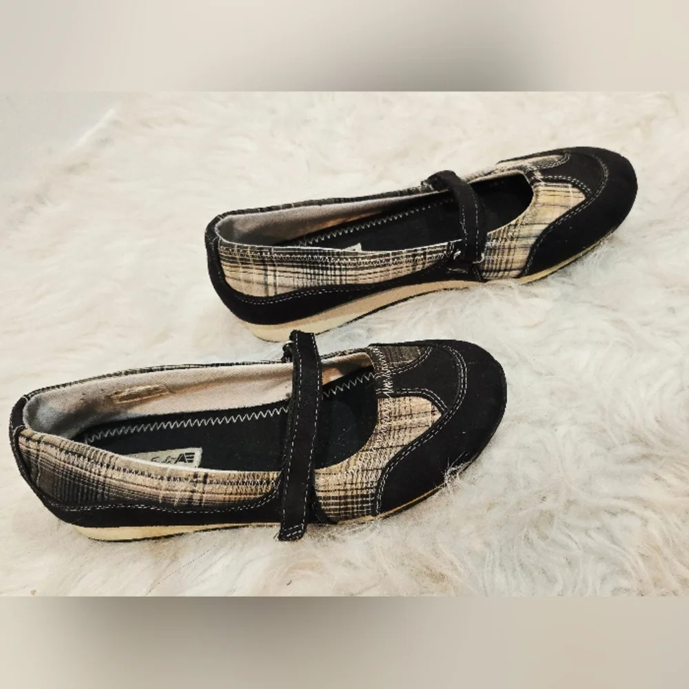 🔥 US Size 6.5 Bundle of 5 Pairs Women's Shoes - Flats, - Picture 6 of 16